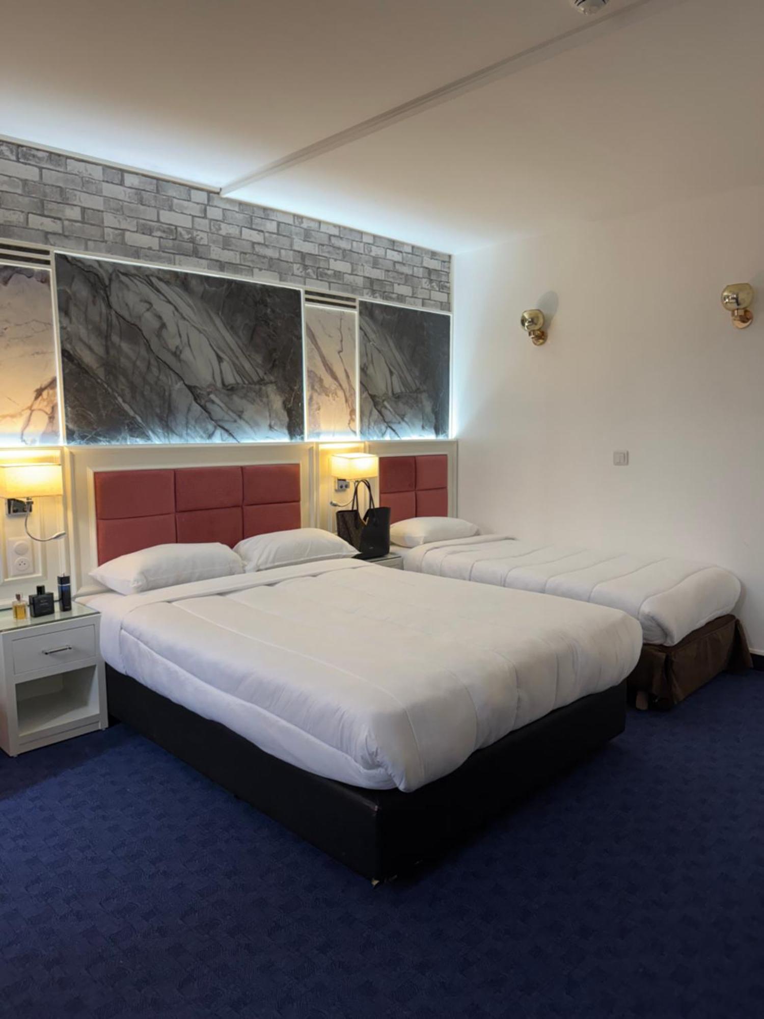 Hotel Grand Paris