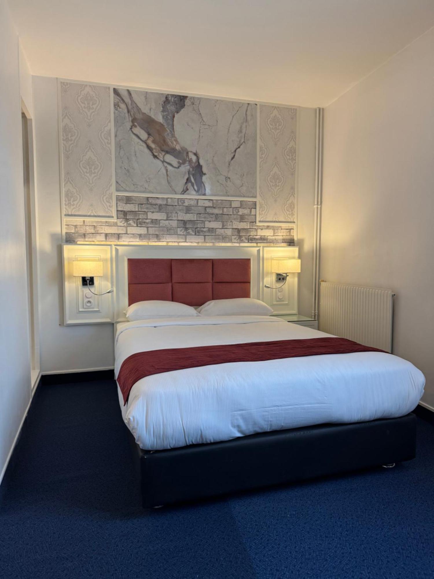 Hotel Grand Paris 2*