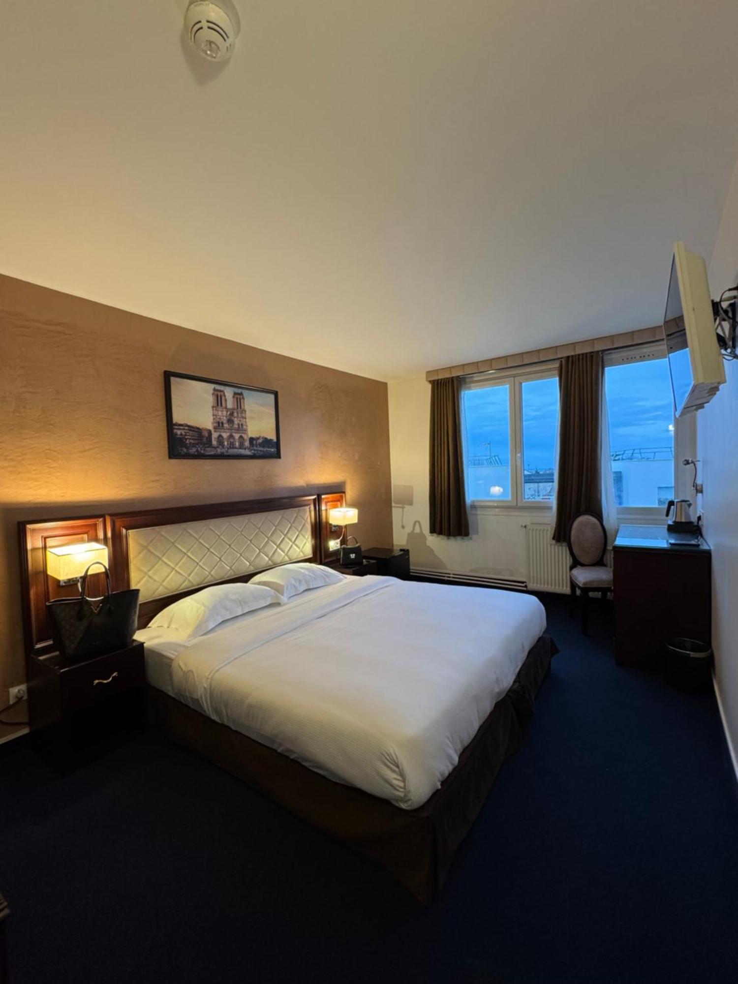 Grand Paris Hotel 2*