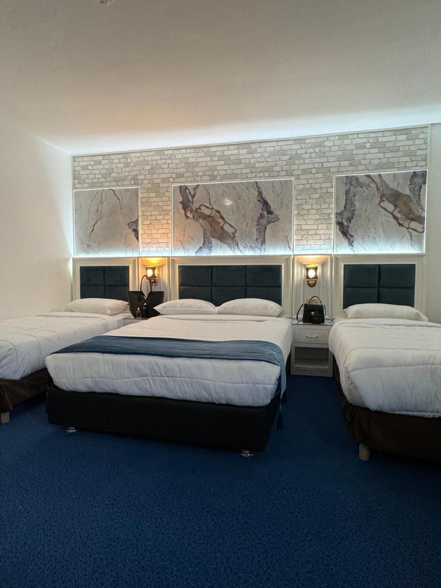 Hotel Grand Paris